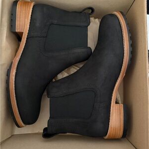 Patina (Portland Leather) Chelsea Boot AP in Shadow Black 9M